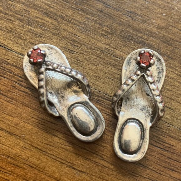 Sterling Silver Beach Sandals Pendant (pr) - Picture 1 of 8